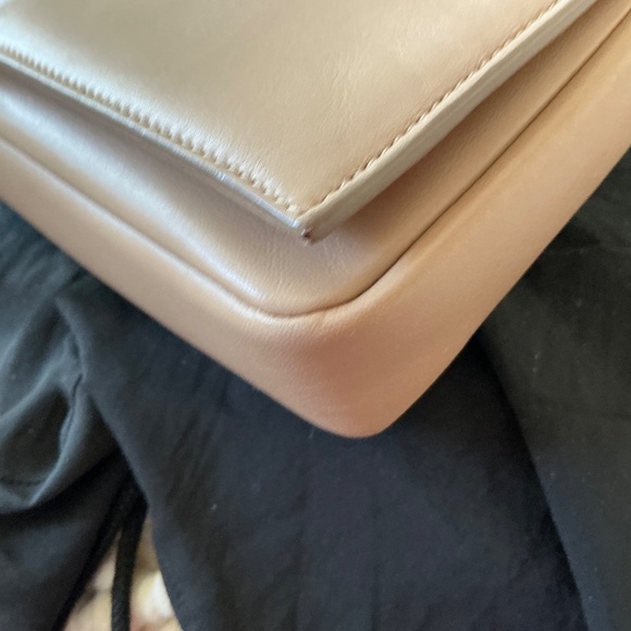 Exquisite Saint Laurent Kate Tassel shoulder bag in beige leather - Picture 5 of 9